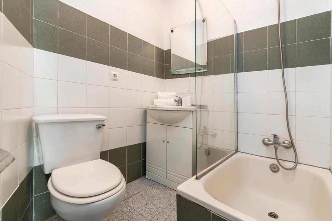 Apartamento Charming 2 Bedroom Next To Praca Da Figueira